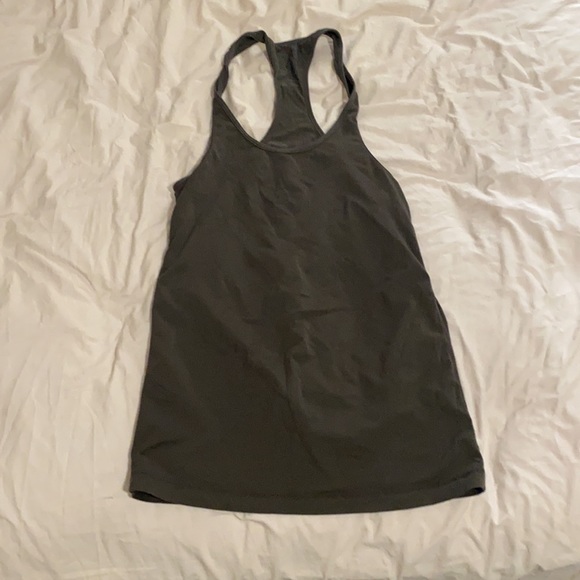 Lulu lemon tank top - Picture 2 of 3